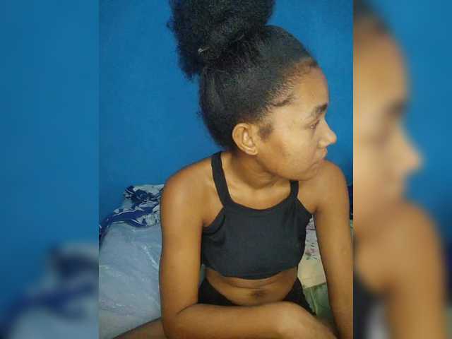 Carmella1's BongaCams show and profile