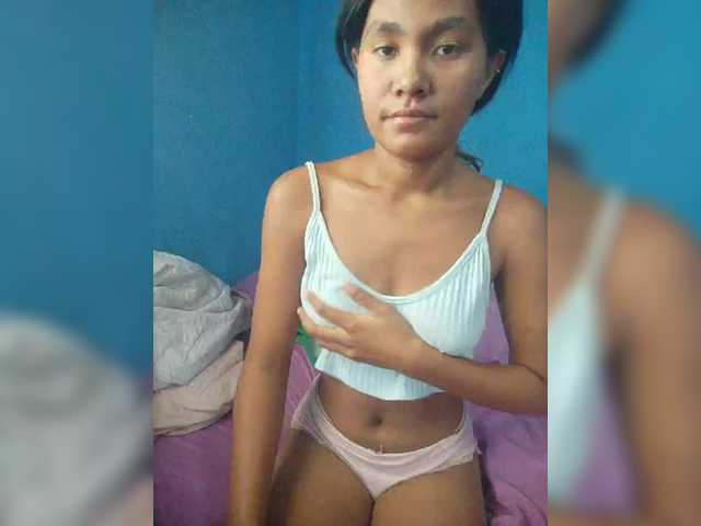 Carmella1's BongaCams show and profile