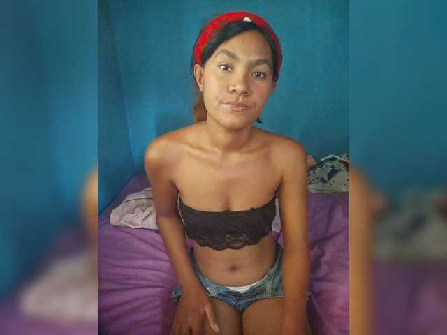 Carmella1's BongaCams show and profile