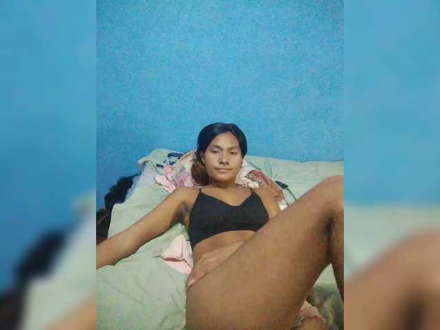 Carmella1's BongaCams show and profile