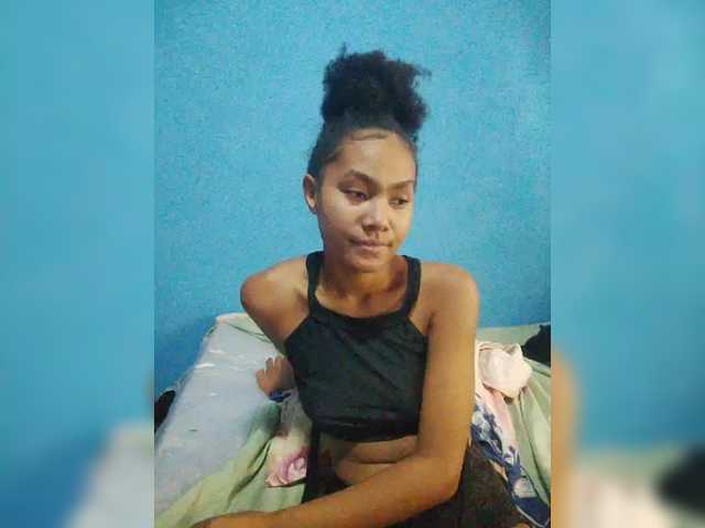 Carmella1's BongaCams show and profile