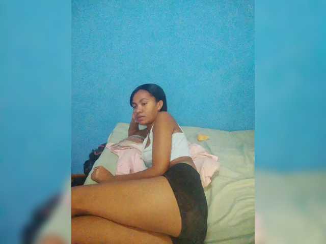 Carmella1's BongaCams show and profile