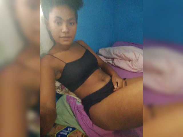 Carmella1's BongaCams show and profile