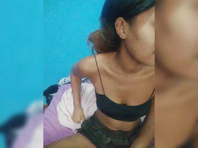 Carmella1's BongaCams show and profile