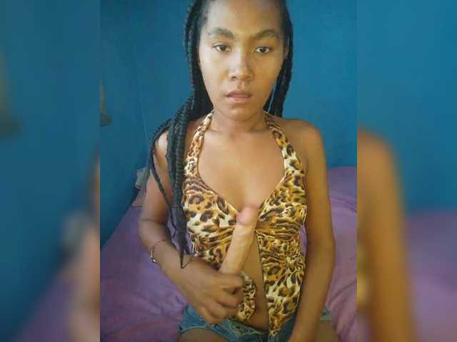 Carmella1's BongaCams show and profile