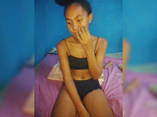 Carmella1's BongaCams show and profile