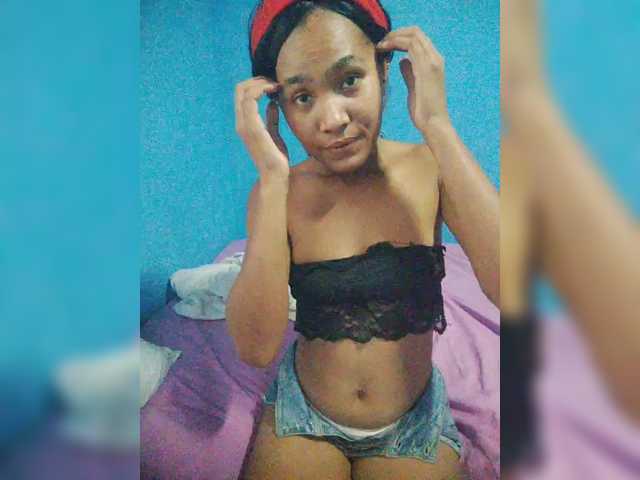 Carmella1's BongaCams show and profile