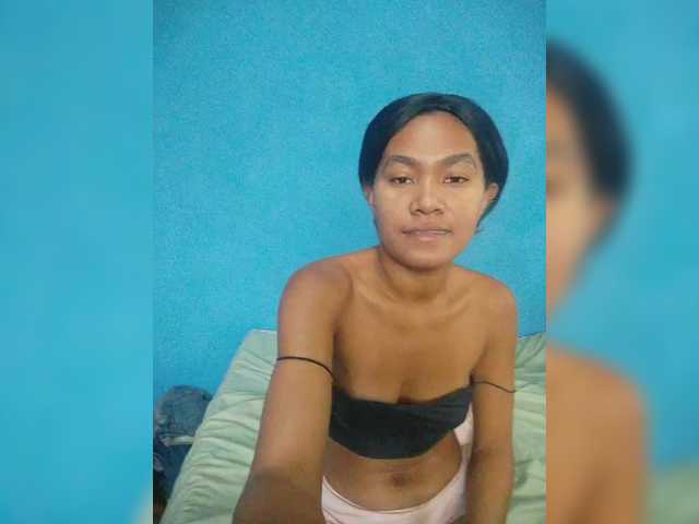 Carmella1's BongaCams show and profile