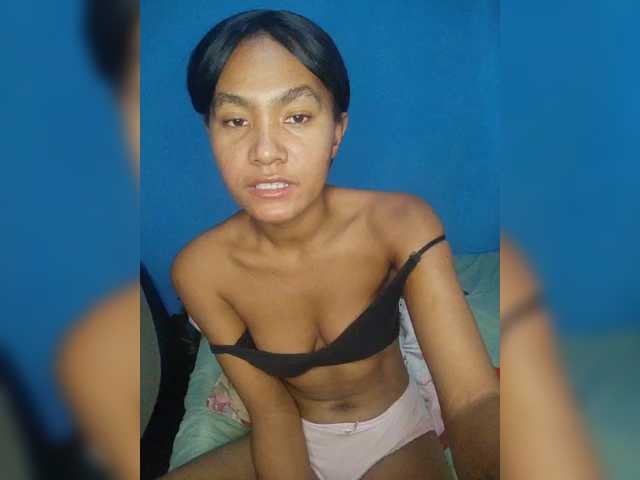 Carmella1's BongaCams show and profile