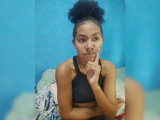 Carmella1's BongaCams show and profile