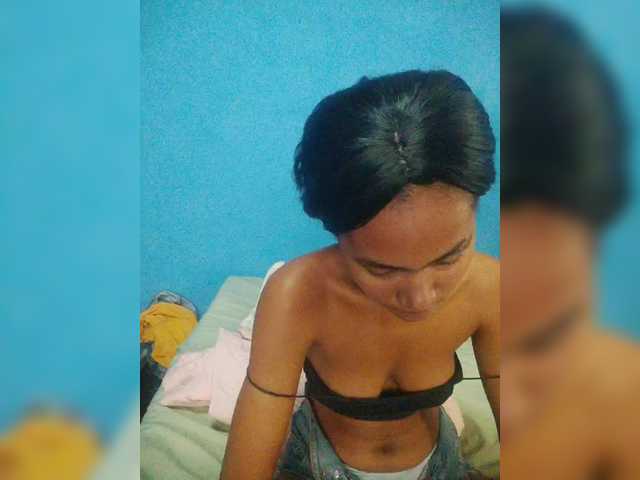 Carmella1's BongaCams show and profile