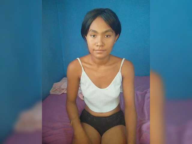 Carmella1's BongaCams show and profile