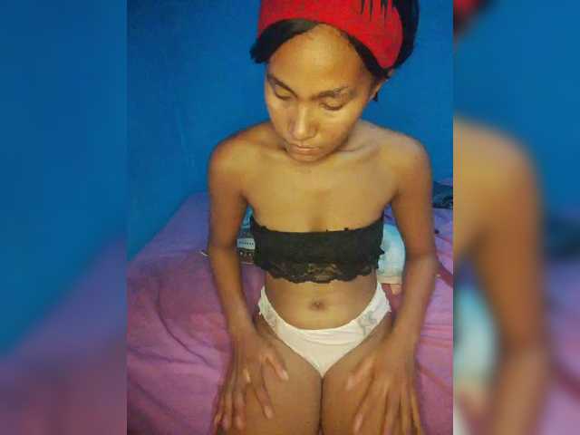 Carmella1's BongaCams show and profile