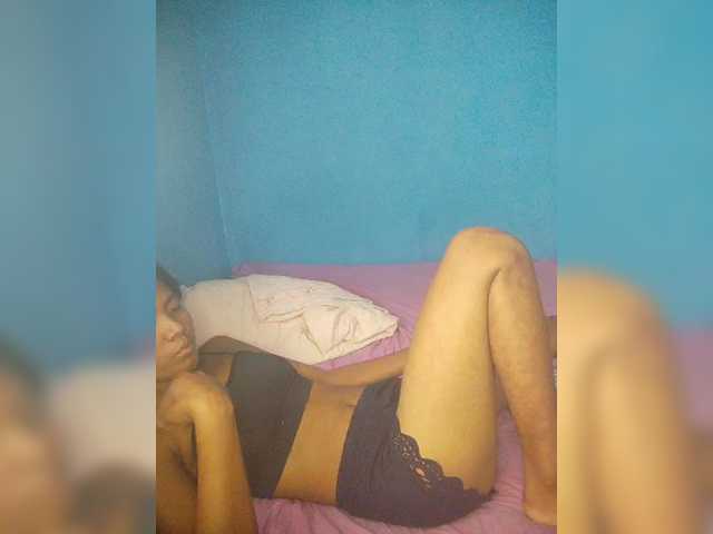 Carmella1's BongaCams show and profile