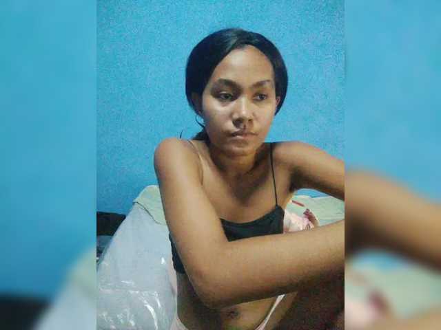 Carmella1's BongaCams show and profile