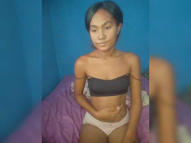 Carmella1's BongaCams show and profile