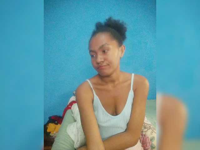 Carmella1's BongaCams show and profile