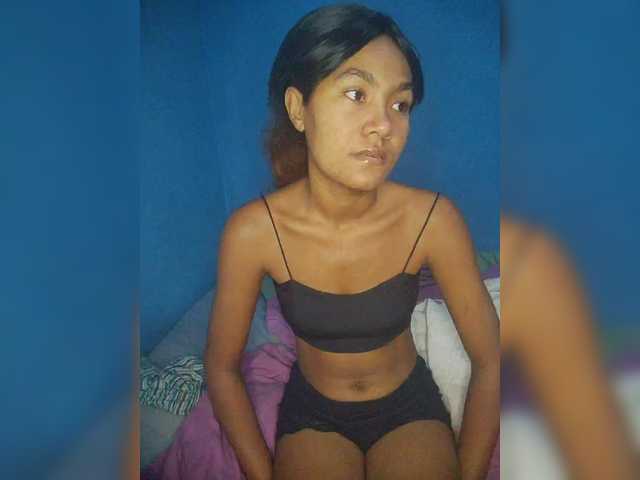 Carmella1's BongaCams show and profile