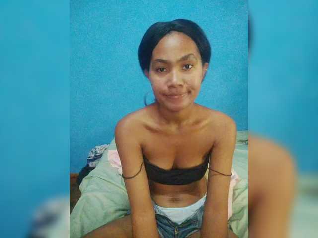 Carmella1's BongaCams show and profile