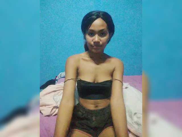 Carmella1's BongaCams show and profile