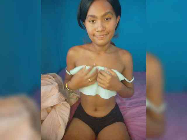 Carmella1 Live Webcam on BongaCams