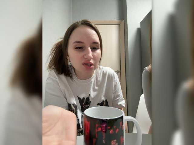 Kira-Sofia streaming now