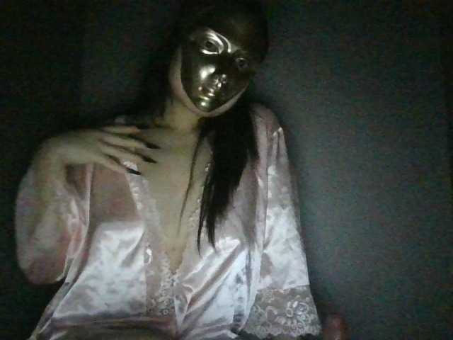 GMask – webcam model profile photo