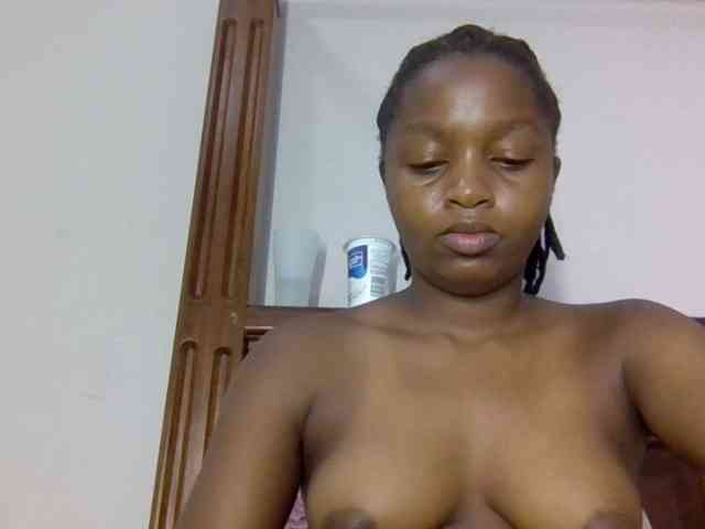 Sweetnaughtyprincess webcam