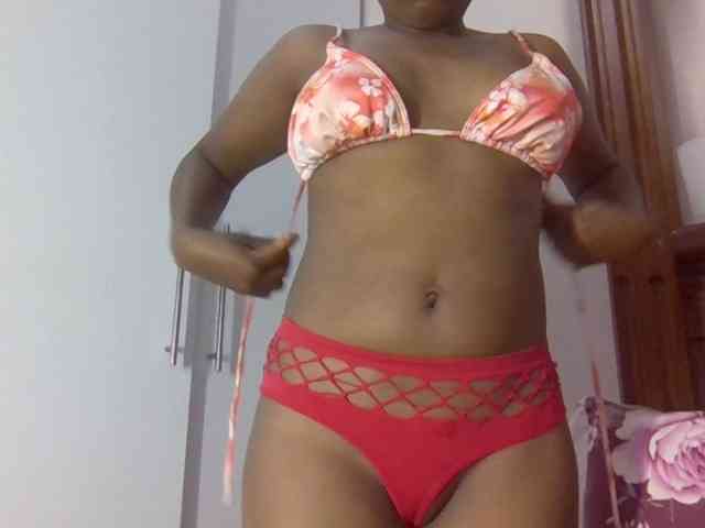 Sweetnaughtyprincess webcam