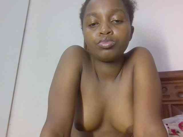 Sweetnaughtyprincess webcam