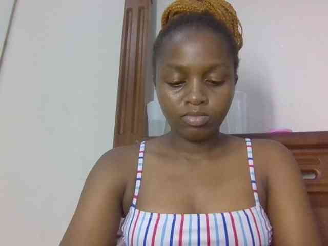 Sweetnaughtyprincess webcam