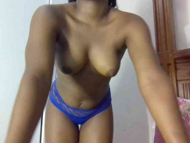 Sweetnaughtyprincess webcam