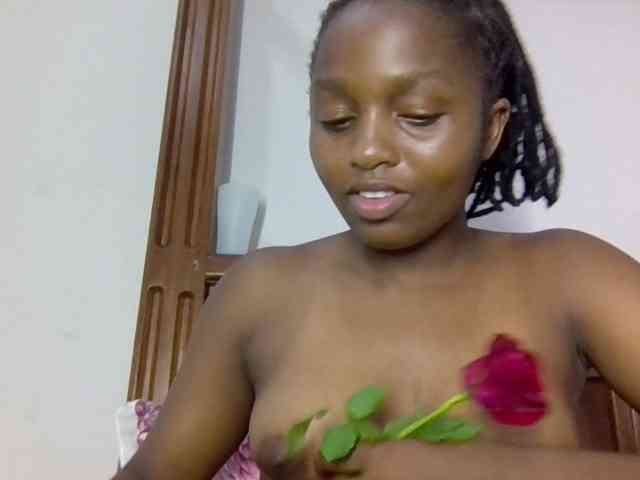 Sweetnaughtyprincess webcam