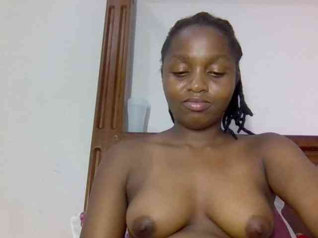 Sweetnaughtyprincess webcam