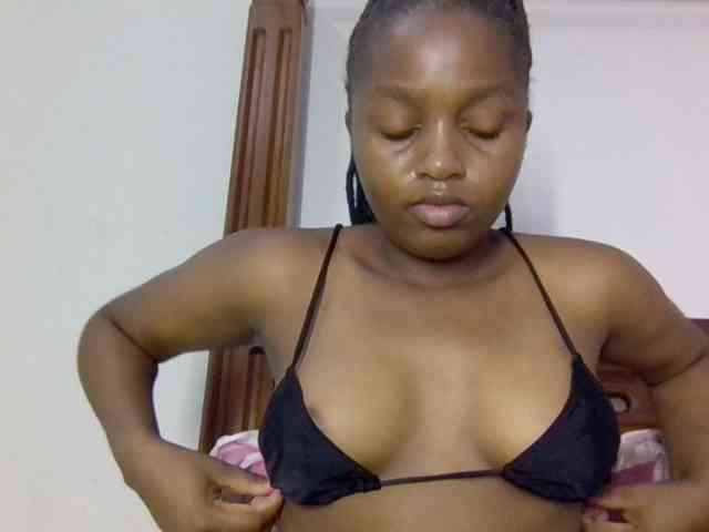 Sweetnaughtyprincess webcam