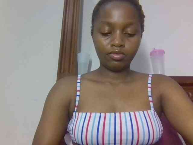 Sweetnaughtyprincess webcam