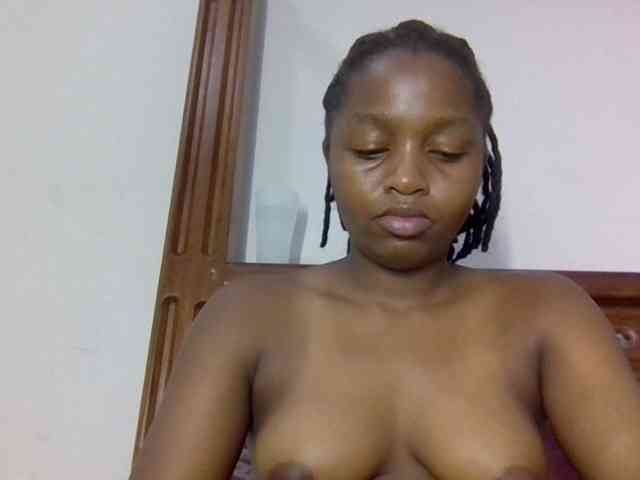 Sweetnaughtyprincess webcam