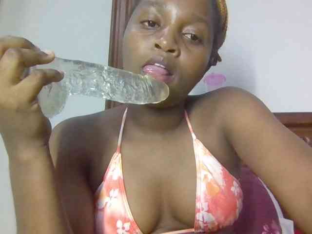 Sweetnaughtyprincess webcam