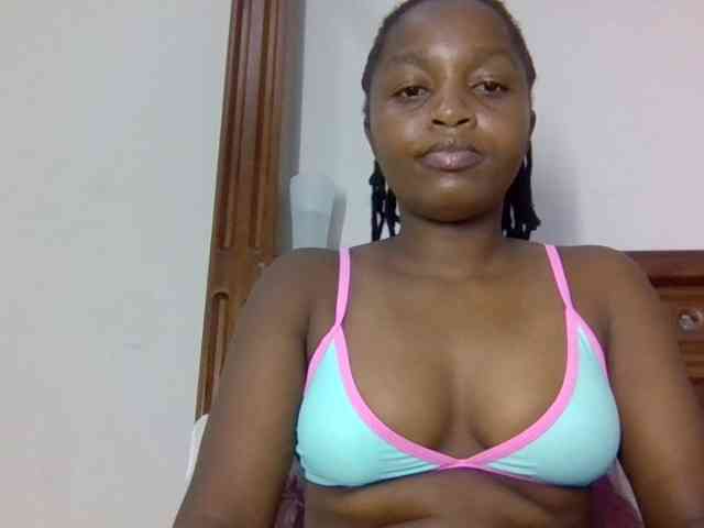 Sweetnaughtyprincess webcam