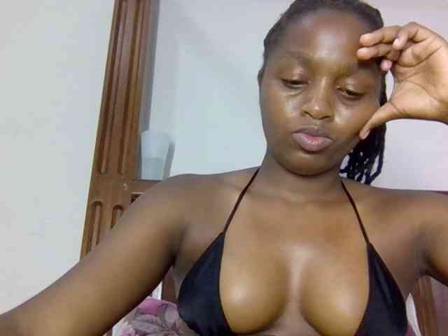 Sweetnaughtyprincess webcam