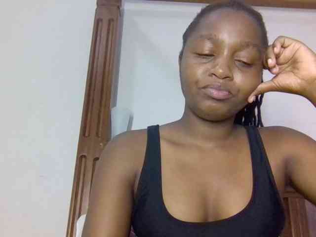 Sweetnaughtyprincess webcam