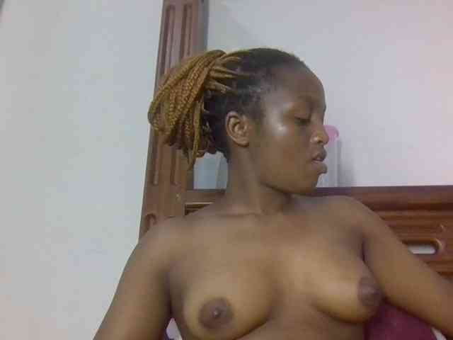 Sweetnaughtyprincess webcam