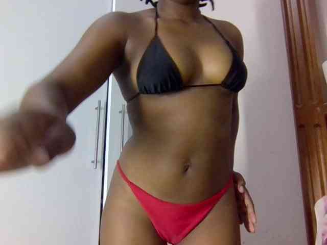 Sweetnaughtyprincess webcam