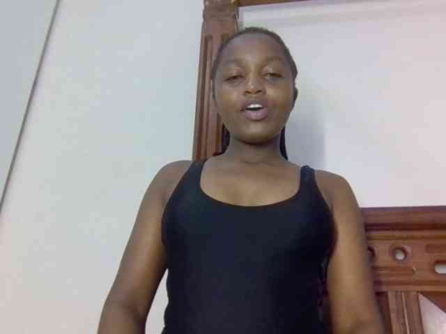 Sweetnaughtyprincess webcam