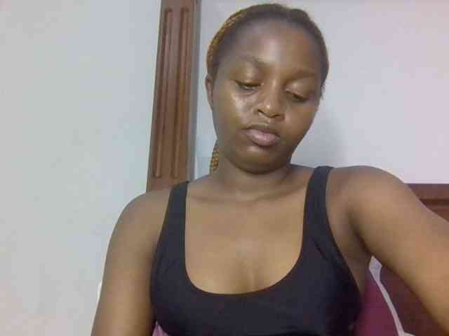 Sweetnaughtyprincess webcam