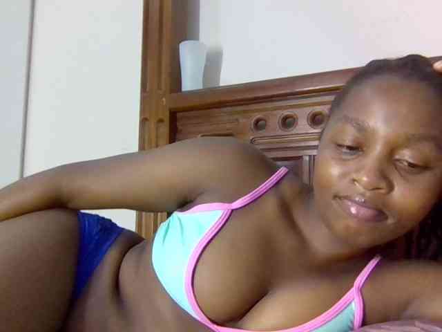 Sweetnaughtyprincess webcam