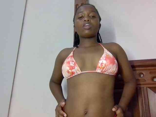 Sweetnaughtyprincess webcam