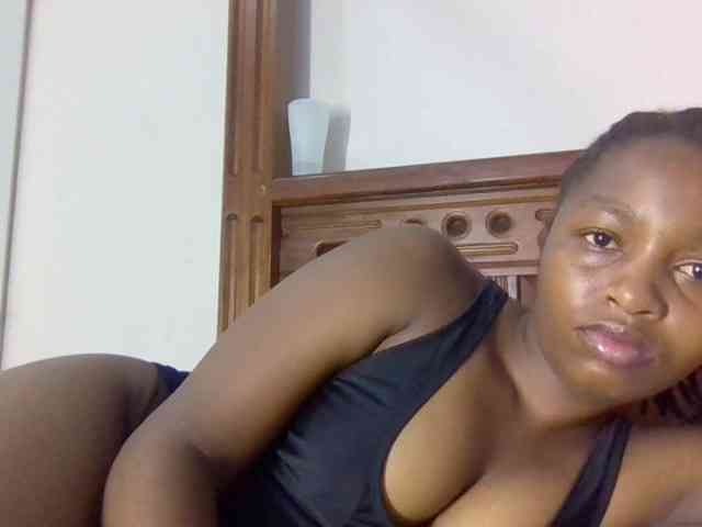 Sweetnaughtyprincess webcam