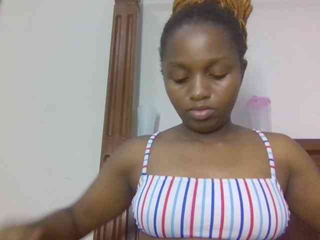 Sweetnaughtyprincess webcam