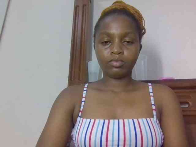 Sweetnaughtyprincess webcam